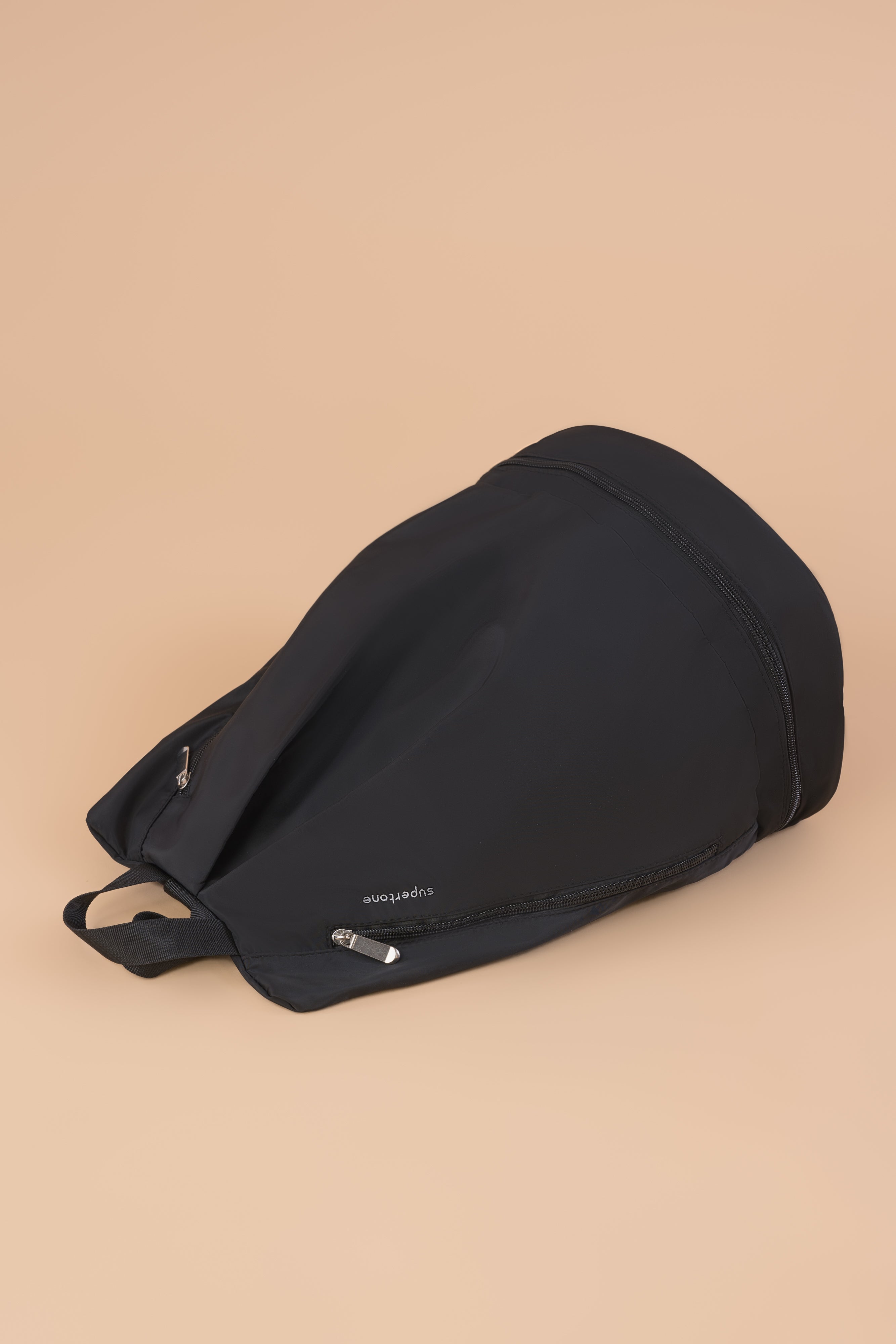 Bucketful-of-Wonders Bag in Black